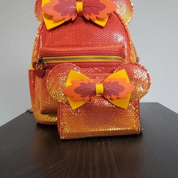 Loungefly Disney Fall Sequin Minnie Mouse Ombre Mini Backpack and wallet - Picture 6 of 9